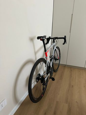 Used Specialized Tarmac Disc Comp 2020 2020 Road & Gravel, Grigio chiaro — image 5 of 5