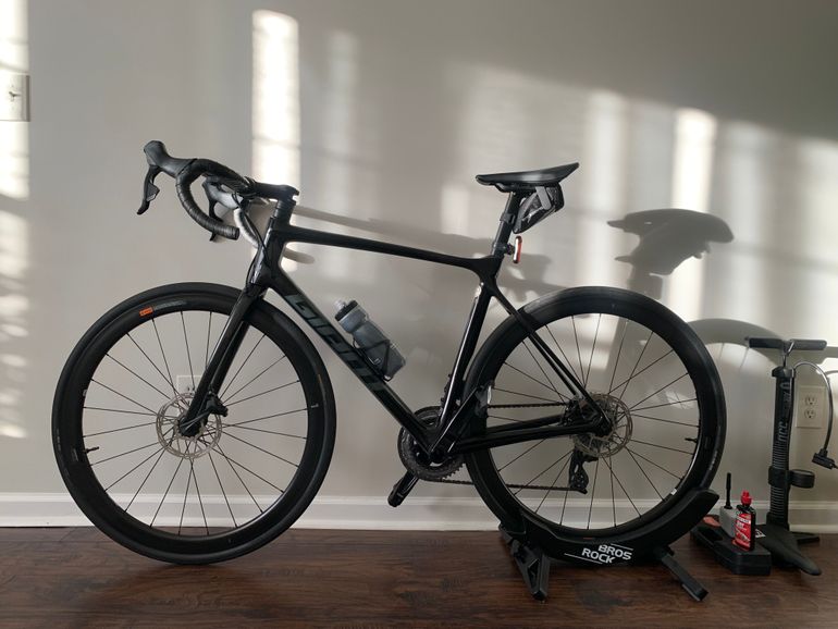 Used Giant TCR Advanced Disc 1+ AR 2022 2022 Road & Gravel, Black — image 1 of 8