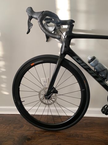 Used Giant TCR Advanced Disc 1+ AR 2022 2022 Road & Gravel, Black — image 4 of 8