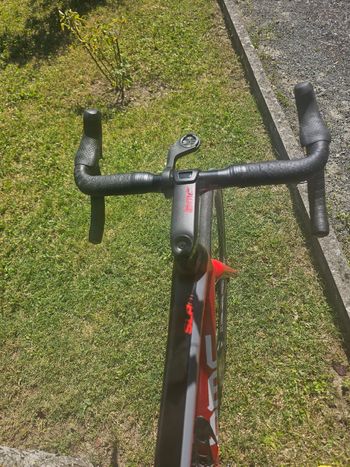 Used BMC Teammachine SLR01 DISC TEAM 2018 2018 Road & Gravel, Red — image 7 of 8