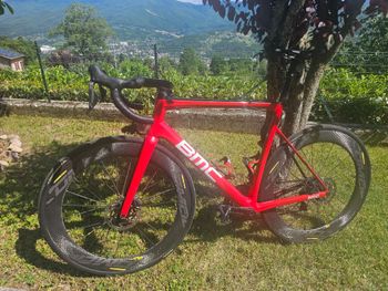 Used BMC Teammachine SLR01 DISC TEAM 2018 2018 Road & Gravel, Red — image 2 of 8