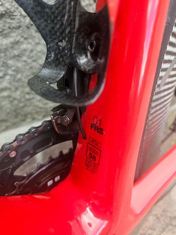 Used BMC Teammachine SLR01 DISC TEAM 2018 2018 Road & Gravel — image 4 of 4