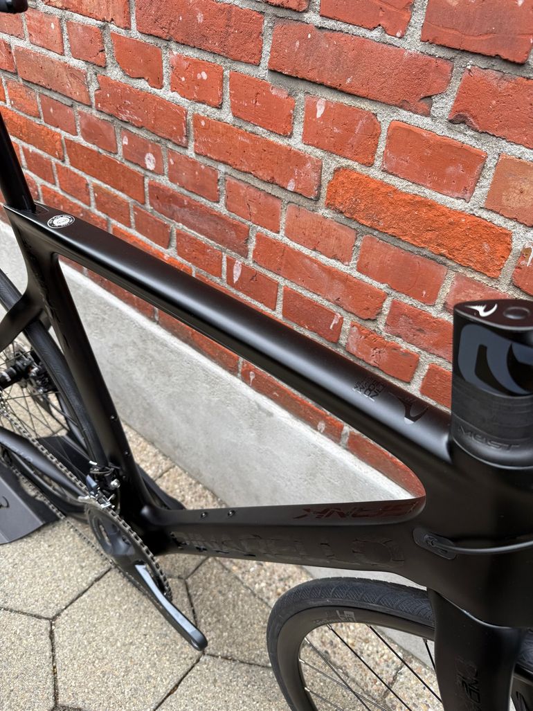 Used Pinarello Gan Shimano Ultegra 2025 Road & Gravel, Black — image 8 of 14