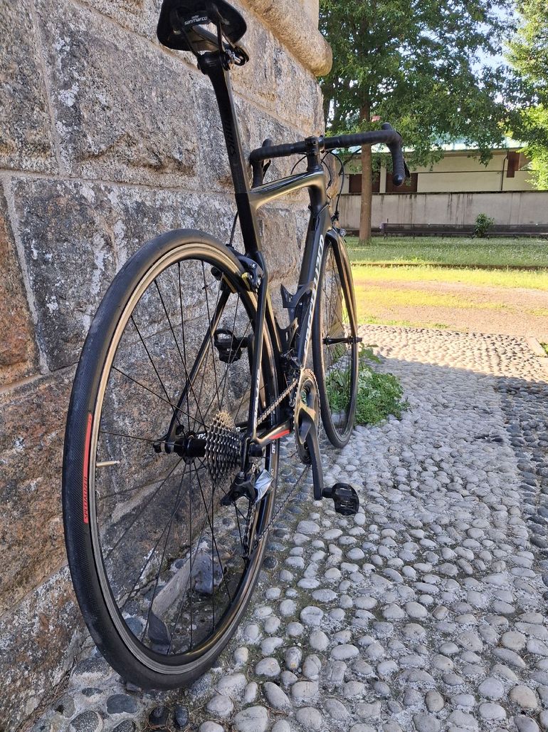 Used Specialized Tarmac Shimano Ultegra 2019 Road & Gravel — image 8 of 11