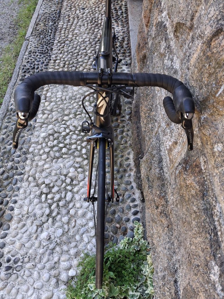 Used Specialized Tarmac Shimano Ultegra 2019 Road & Gravel — image 10 of 11