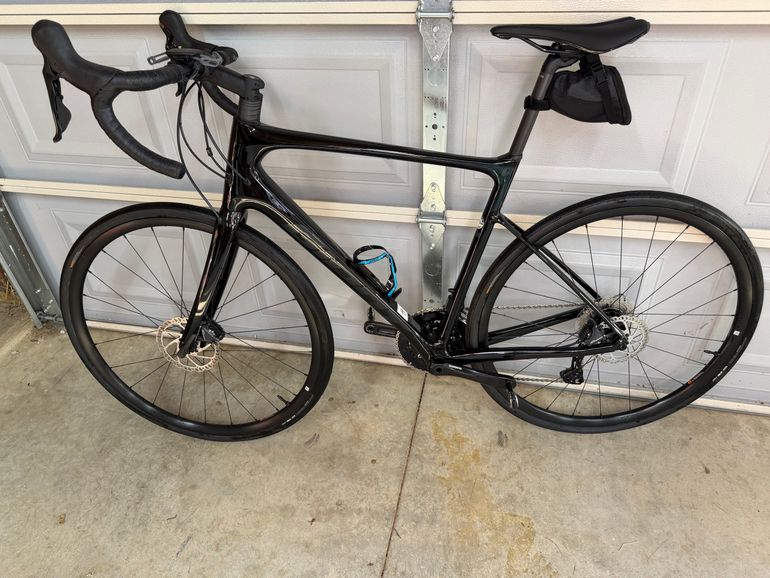 Used Giant Defy Advanced 1 2022 2022 Road & Gravel, Black — image 1 of 10