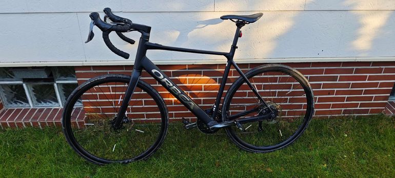Used Orbea GAIN D50 Orbea GAIN D50 Custom Shimano Claris 2021 Road & Gravel, Black — image 1 of 7