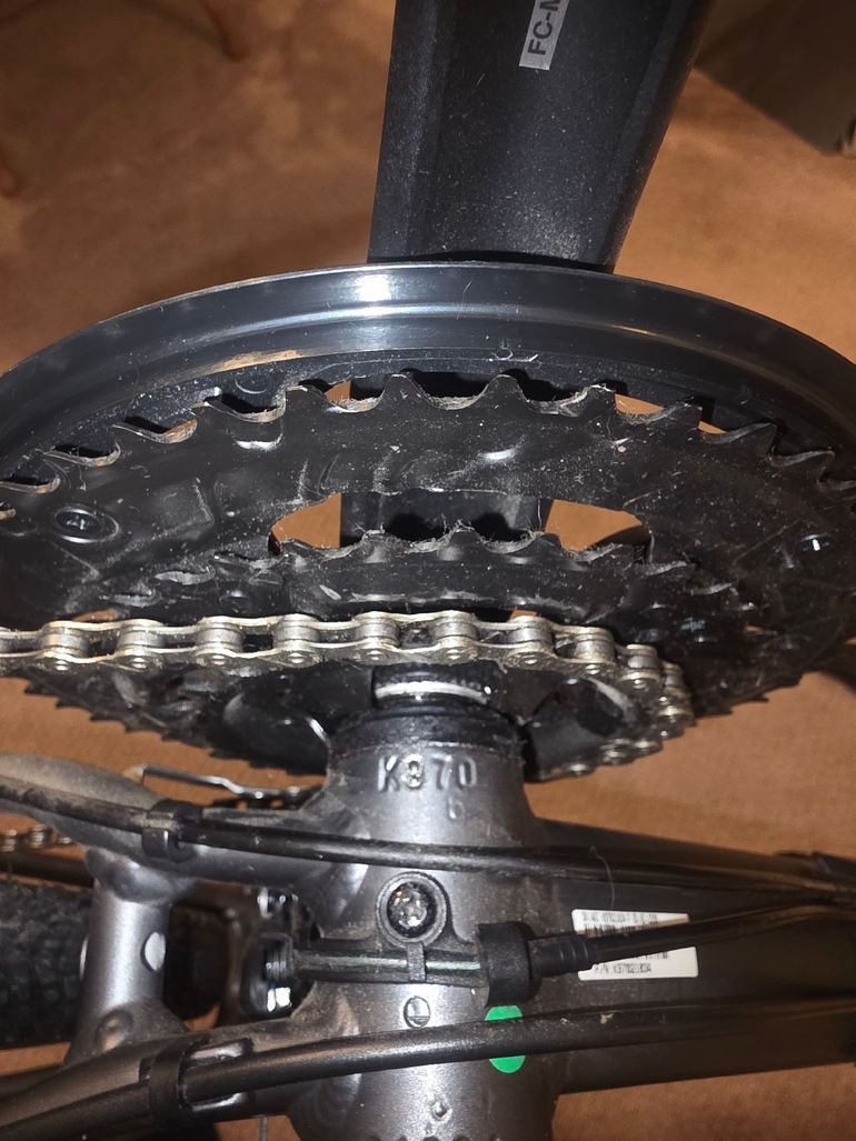 Used Giant Roam Shimano Acera 2021 Mountainbike, Light Gray — image 17 of 26