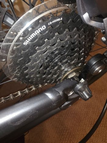 Used Giant Roam Shimano Acera 2021 Mountainbike, Light Gray — image 16 of 26