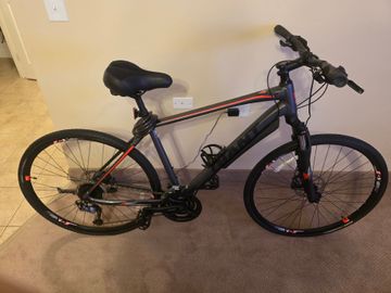 Used Giant Roam Shimano Acera 2021 MTB