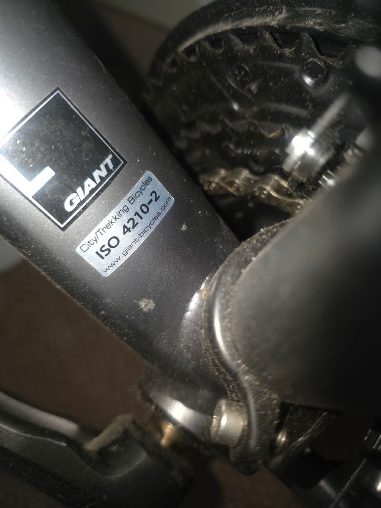 Used Giant Roam Shimano Acera 2021 Mountainbike, Light Gray — image 26 of 26