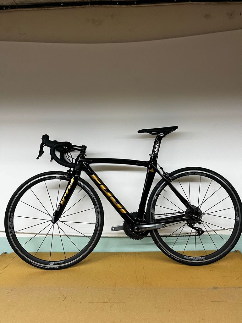 Used Fuji Sst Shimano Ultegra 2015 Road & Gravel — image 2 of 27