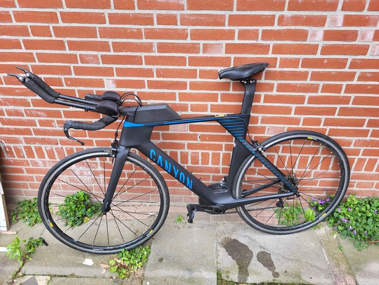 Used Canyon Speedmax CF 7.0 2019 2019 Road & Gravel — image 2 of 6