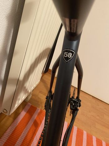 Used Specialized Diverge E5 2024 2024 Road & Gravel — image 3 of 8