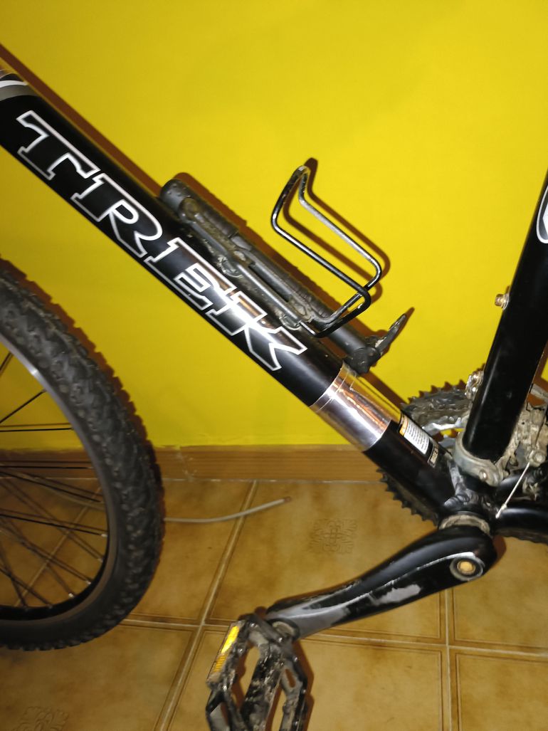 Used Trek 4300 2012 2012 Mountainbike — image 2 of 7