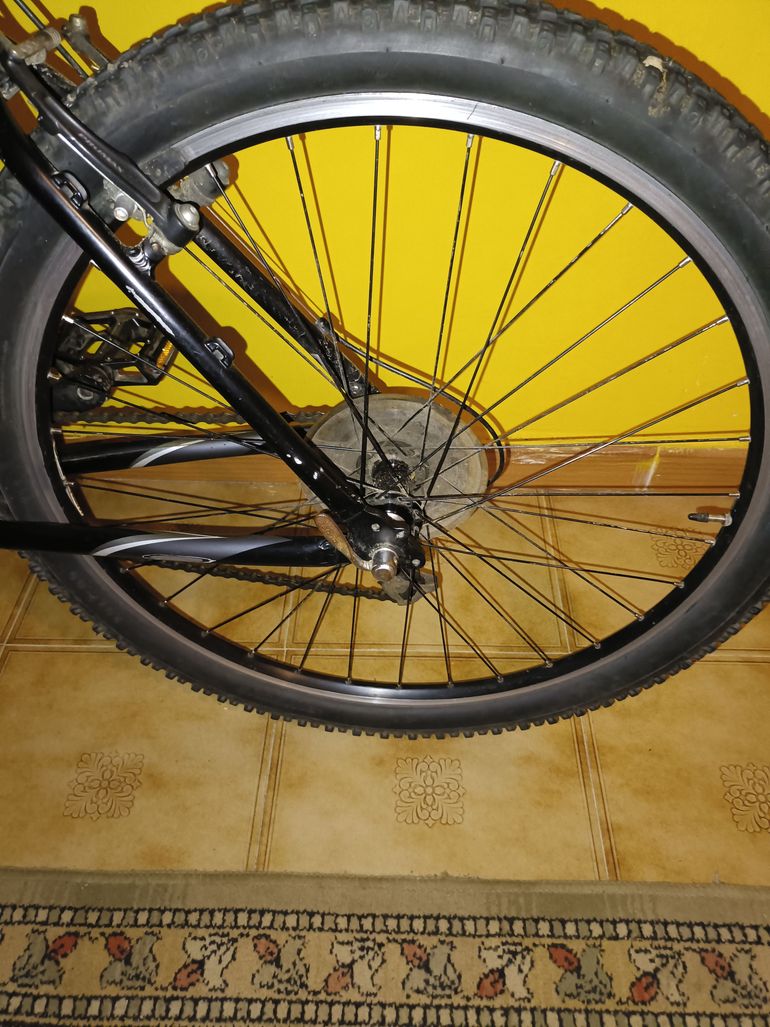 Used Trek 4300 2012 2012 Mountainbike — image 4 of 7