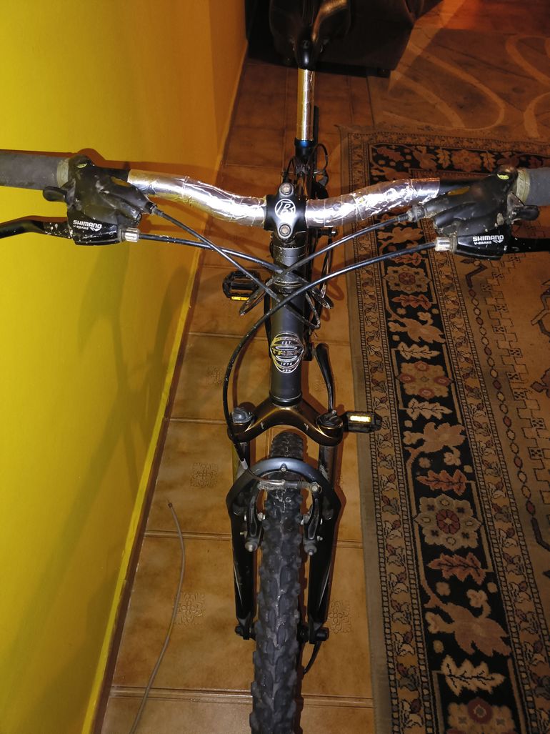 Used Trek 4300 2012 2012 Mountainbike — image 6 of 7