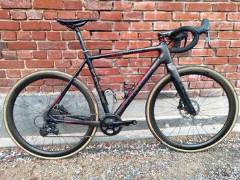 Used Viner Gravel 2022 Road & Gravel