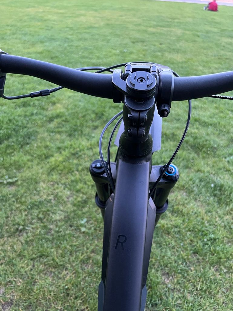 Used CUBE STEREO ONE22 RACE 2024 2024 Mountainbike, Negro — image 3 of 14