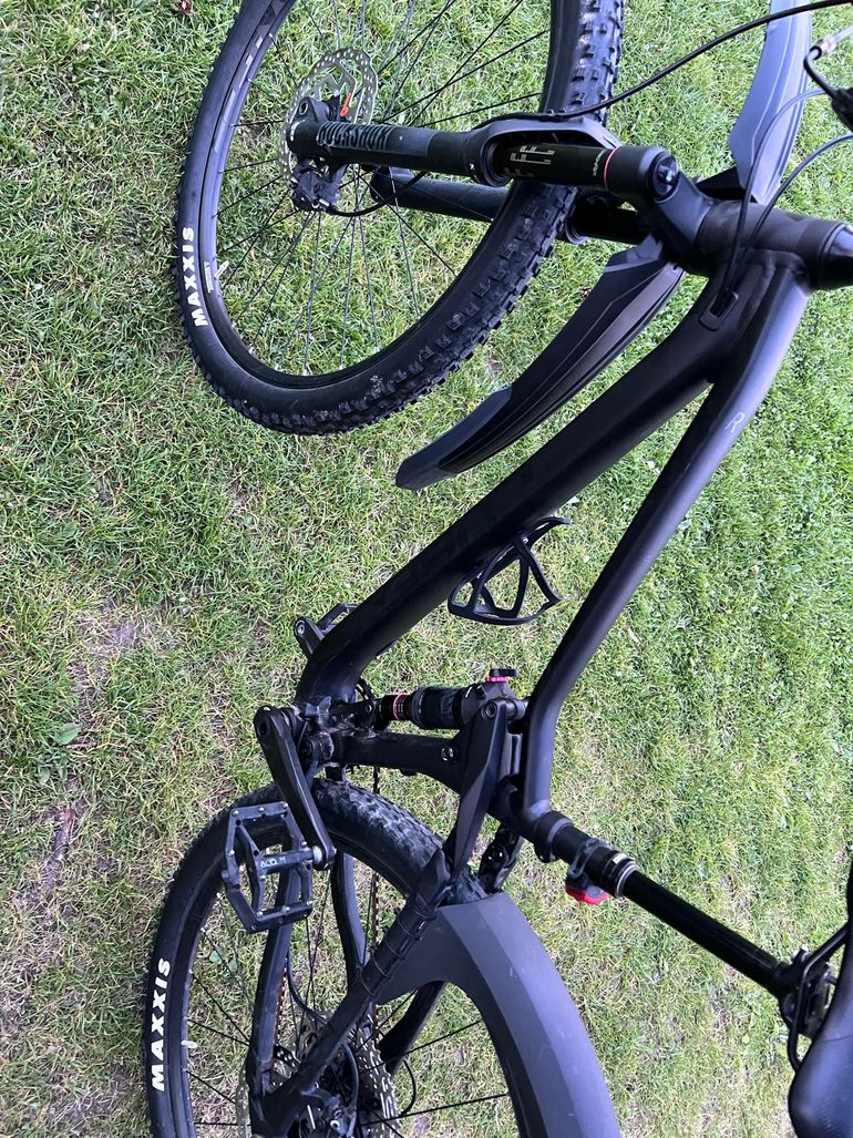 Used CUBE STEREO ONE22 RACE 2024 2024 Mountainbike, Negro — image 9 of 14