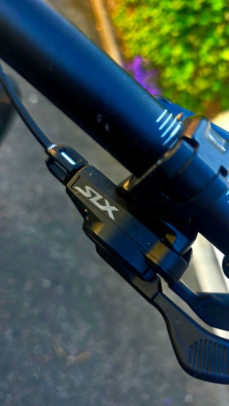Used Commencal META HT AM RACE 2022 2022 Mountainbike — image 10 of 12