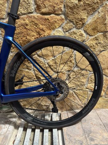 BH, CORE RACE CARBON 1.8 2022