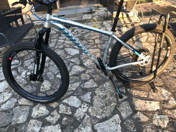 Used Niner Air Shimano Deore XT 2022 Mountainbike — image 2 of 7