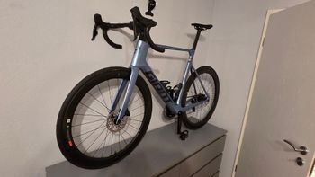 Used Giant Propel Advanced Pro 1 2025 2025 Road & Gravel, Hellgrau — image 3 of 3