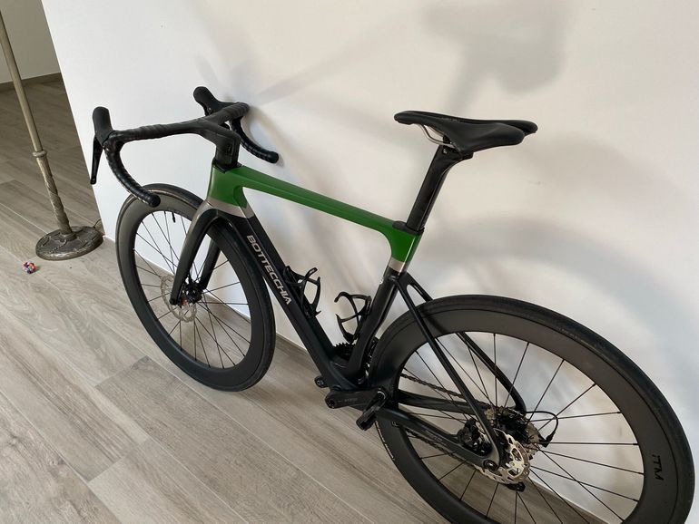 Used Bottecchia Aerospace Shimano 105 2026 Road & Gravel, Schwarz — image 5 of 29