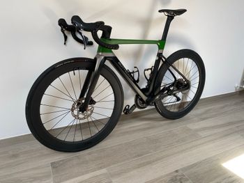 Used Bottecchia Aerospace Shimano 105 2026 Road & Gravel, Schwarz — image 2 of 29