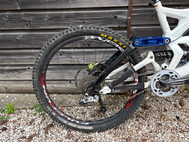 Used Specialized Demo 7 I 2009 2009 Mountainbike, White, 26 — image 6 of 8