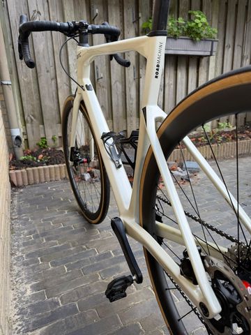 Gebrauchtes BMC Roadmachine Shimano 105 Di2 2023 Road & Gravel, Weiß — Bild 7 von 10
