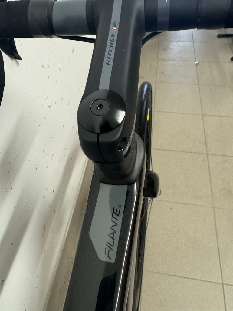 Used Wilier Wilier Filante SL DISC 105 Di2 Synthium 2025 Road & Gravel, Black — image 53 of 56