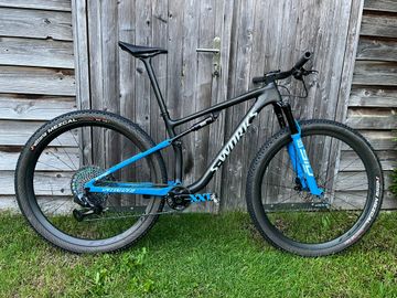 Gebrauchtes Specialized S-Works Epic 2021 2021 Mountainbike, Hellgrau, 29 — Bild 2 von 21