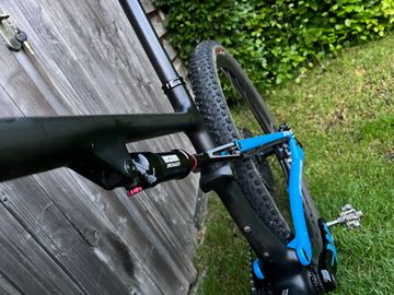 Gebrauchtes Specialized S-Works Epic 2021 2021 Mountainbike, Hellgrau, 29 — Bild 18 von 21
