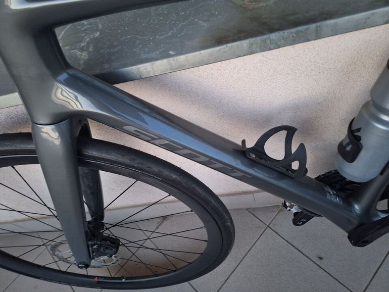 Used Scott Addict 30 2025 2025 Road & Gravel — image 5 of 6