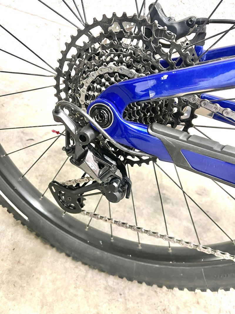 Brugt Trek Fuel EXe Shimano Deore XT 2024 Mountainbike — billede 3 af 8