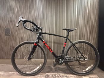 Used Trek Checkpoint AL 3 2019 2019 Road & Gravel, Black — image 2 of 6