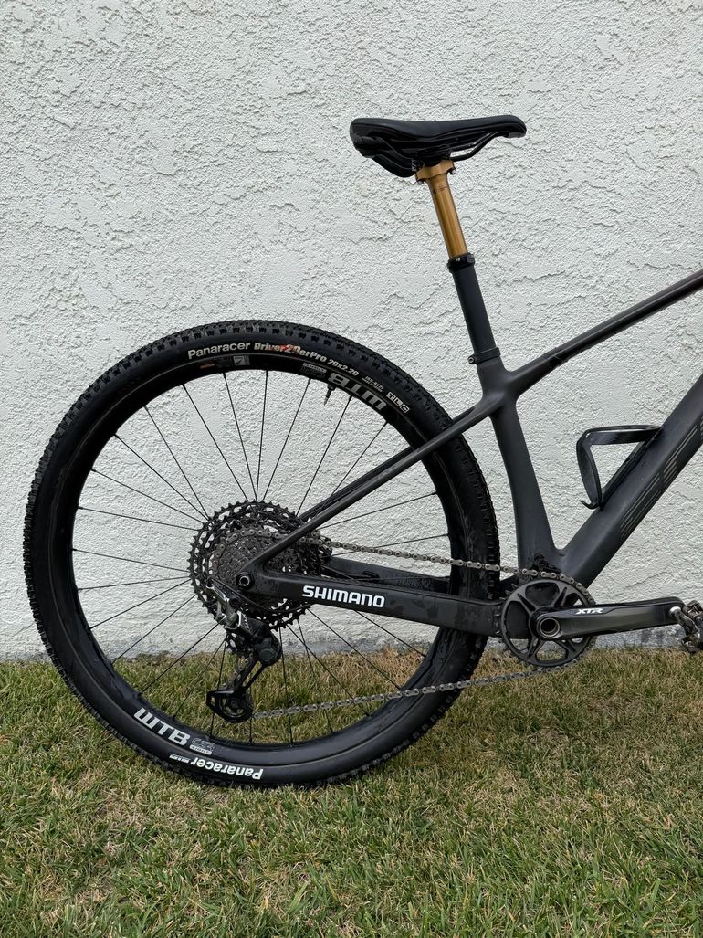 Used Scott Scale Shimano XTR 2024 Mountainbike, Red — image 3 of 5