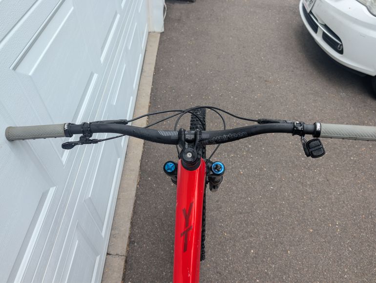 Used YT Industries Capra Sram Eagle Transmission GX 2023 Mountainbike, Red — image 8 of 17