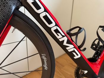Used Pinarello Dogma SRAM Red 2017 Road & Gravel — image 12 of 13