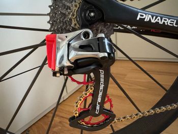 Used Pinarello Dogma SRAM Red 2017 Road & Gravel — image 4 of 13