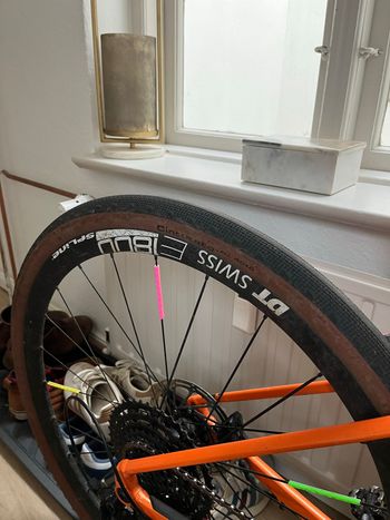 Used BMC URS AL ONE 2023 2023 Road & Gravel, Orange — image 12 of 18