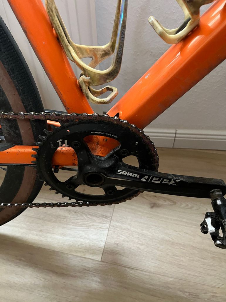 Used BMC URS AL ONE 2023 2023 Road & Gravel, Orange — image 8 of 18