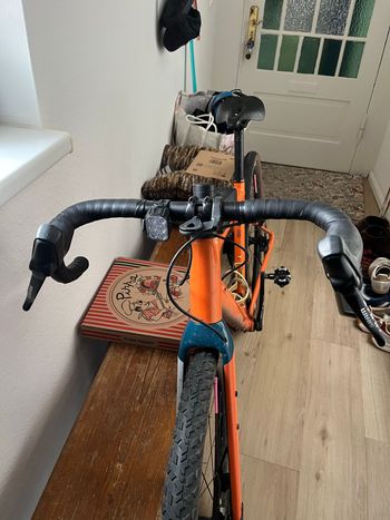 Used BMC URS AL ONE 2023 2023 Road & Gravel, Orange — image 4 of 18