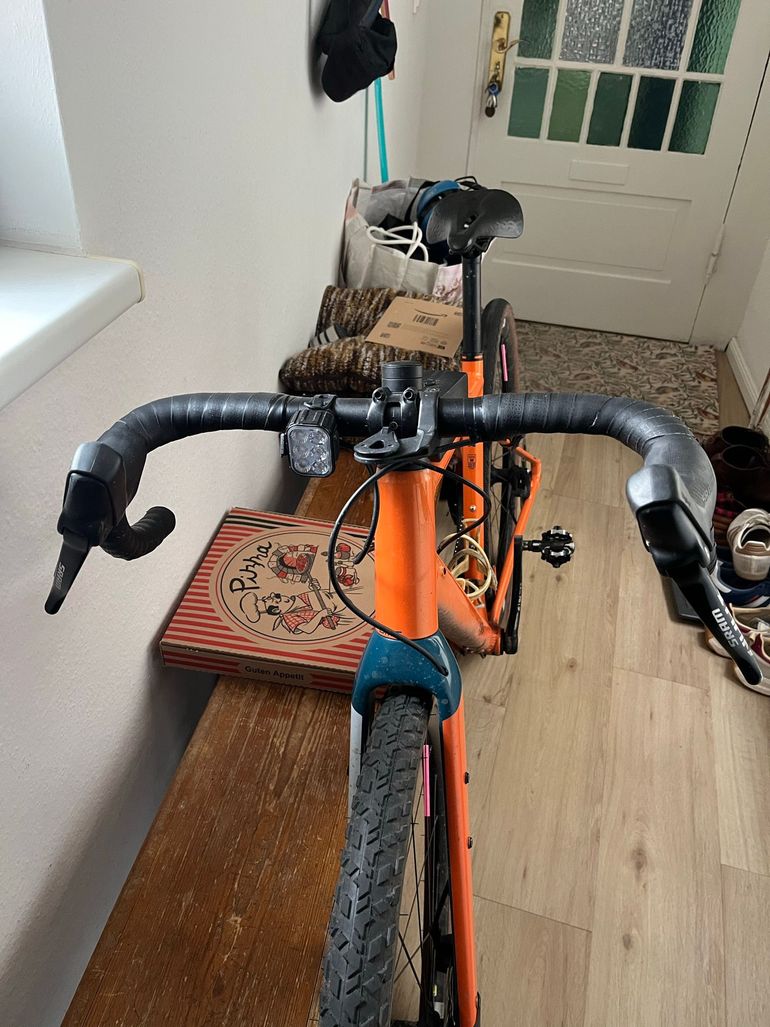 Used BMC URS AL ONE 2023 2023 Road & Gravel, Orange — image 4 of 18