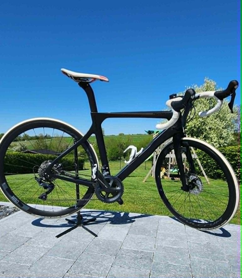 Used Pinarello Vélo Route Pinarello Paris Bob 101 H51,5 2021 Road & Gravel, Black — image 1 of 6
