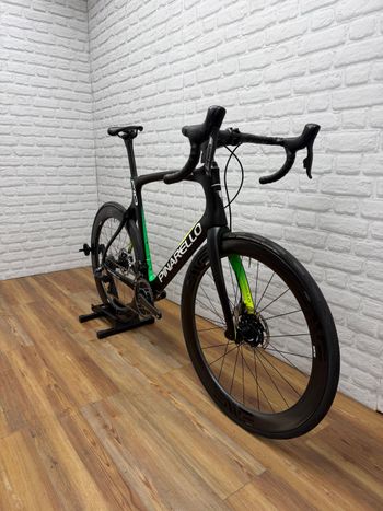 Used Pinarello Dogma F10 Disk Red eTap Bike 2019 2019 Road & Gravel, Black — image 2 of 6
