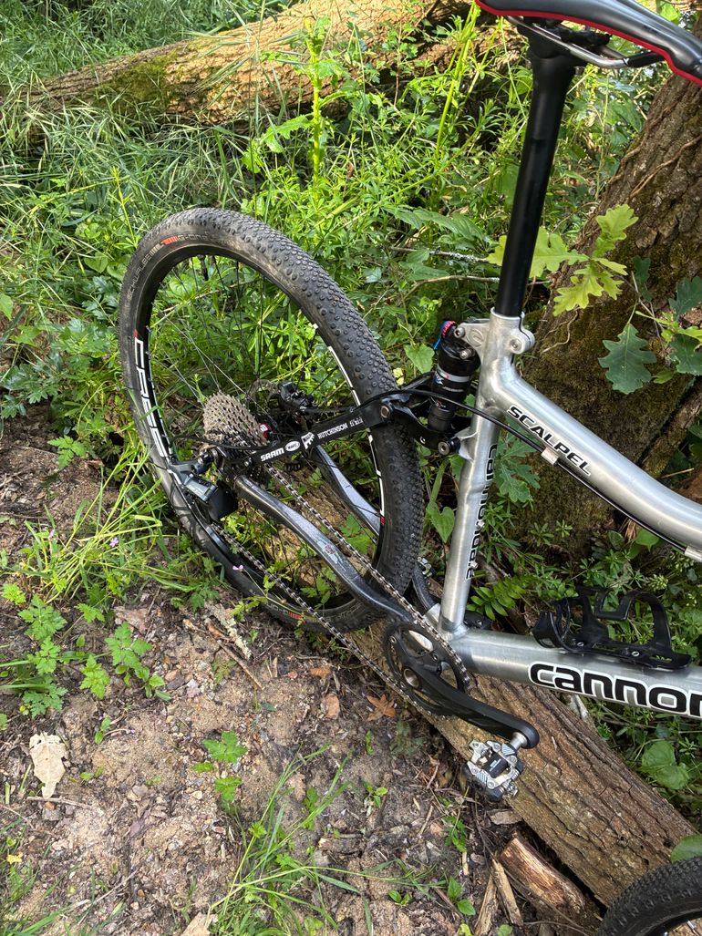 Used Cannondale Cannondale Scalpel Team Collector 2007 Road & Gravel — image 2 of 7