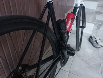 Used Colnago V5Rs Shimano Dura Ace Di2 2025 2025 Road & Gravel — image 2 of 5